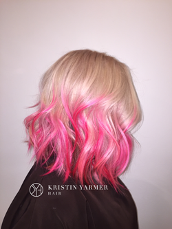 Austin-Hairdresser-_-Kristin-Yarmer-_-Pink-Ombre-textured-bob